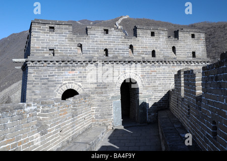 Mutianyu Abschnitt der großen Mauer von China Stockfoto