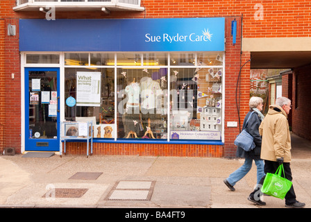 Die Sue Ryder Care Charity Shop Shop in Aldeburgh, Suffolk, Uk Stockfoto