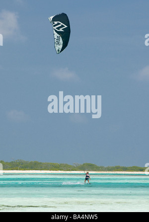 Kite-Surfen Francisqui Los Roques Archipel Venezuela-Südamerika Stockfoto