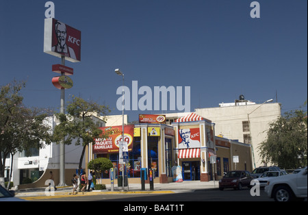 American Business, Kentucky Fried Chicken, Franchise in Acapulco Mexiko Stockfoto