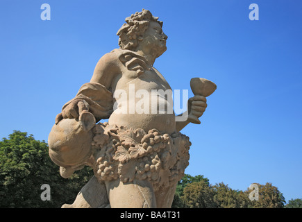 Gott ot der Wein Bacchus im Garten des Palais Weikersheim Baden Württemberg Deutschland Stockfoto