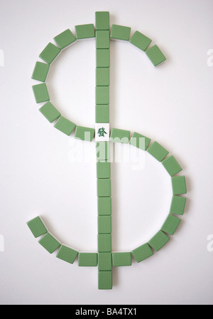 Mahjong Fliesen bilden Dollarzeichen Stockfoto