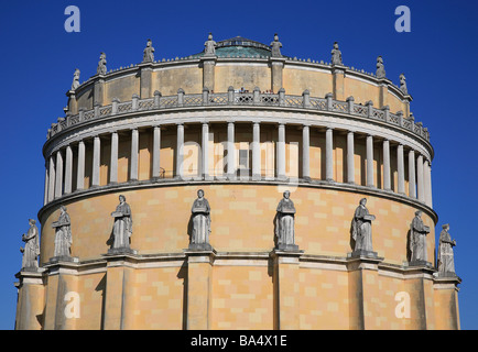 Die Befreiungshalle ist ein neoklassizistisches Denkmal auf dem Michelsberg oberhalb der Stadt Kelheim Stockfoto