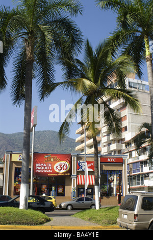 American Business, Kentucky Fried Chicken, Franchise in Acapulco Mexiko Stockfoto