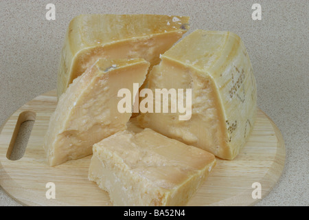 Stücke von Parmesan-Käse Stockfoto