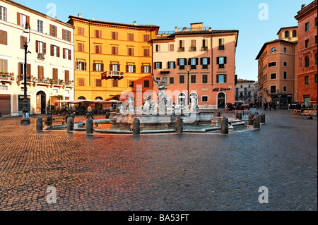 Fontana del Nettuno und nördlichen Ende der Piazza Navona in Rom Stockfoto
