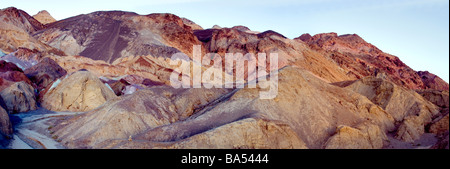 "Künstler-Palette" auf der beliebten "Artist Drive" in Death Valley Nationalpark, USA. Bild mit hoher Auflösung Stockfoto