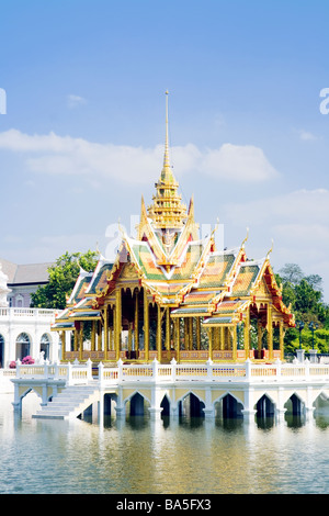 Bang Pa In Aisawan Thipya Kunst göttlichen Sitz der persönlichen Freiheit im königlichen Sommerpalast in der Nähe von Bangkok Thailand Stockfoto