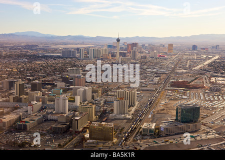 Areal Foto von Las Vegas Nevada zeigt den Streifen und dem Flughafen Stockfoto