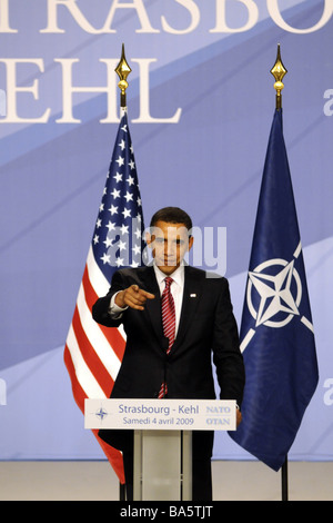 US-Präsident Barack Obama spricht während einer Konferenz organisiert beim NATO-Gipfel in Straßburg, Frankreich. Stockfoto