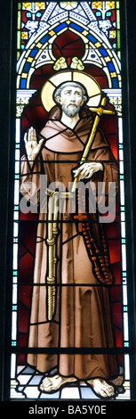 Glasmalerei-Fenster Darstellung von Franziskus von Assisi mit "Stigmata", Iglesia de San Juan Bautista, Arucas, Gran Canraria Stockfoto
