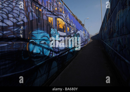 Graffiti am Sunbury Kreuz, Surrey englanf Stockfoto