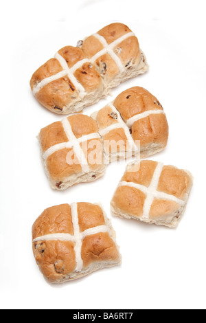 Hot Cross Buns isoliert auf einem weißen Studio-Hintergrund Stockfoto