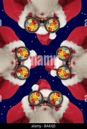 Weihnachten Weihnachtsmann Fernglas überrascht Geschenk Nacht-Himmel Composing Blick Nikoläuse vier Weihnachten Advent Sterne Stockfoto