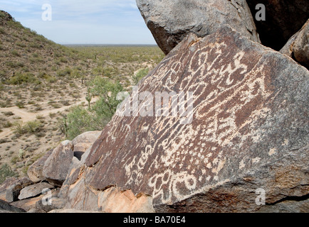 Eine alte Hohokum indischen Petroglyphs in Arizona befindet sich diese Kunst am Picacho Peak Arizona Stockfoto