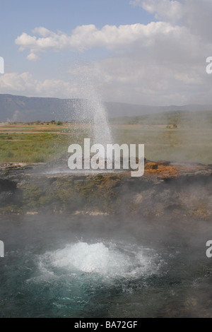 Kenia Lake Bogoria Geysire Wolke Himmel Serie Afrika Ostafrika Rift Valley Riftvalley Vulkan-Gebiet Natron-See Bogoria-See Stockfoto