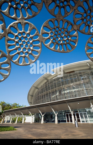 Darwin Convention Centre in der Wharf Precinct, Darwin, Northern Territory, Australien Stockfoto