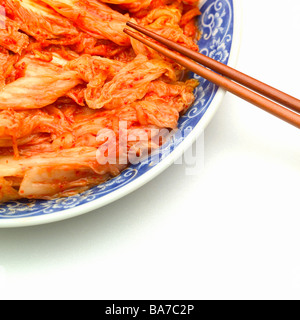 Kimchi auf Platte Stockfoto