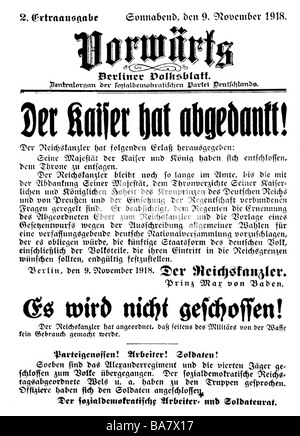 Ereignisse, Erster Weltkrieg / erster Weltkrieg, Ende des Krieges, Abdankung des deutschen Kaiser Wilhelm II., Überschrift: "Der Kaiser hat abgedankt" (Der Kaiser hat abgedankt), Zeitung "Vormärts", Berlin, 9.11.1918, Stockfoto