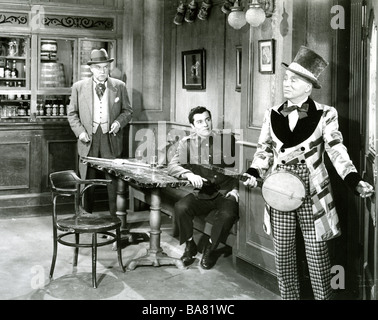 MONSIEUR VERDOUX 1947 Film mit Charles Chaplin auf der rechten Seite Stockfoto