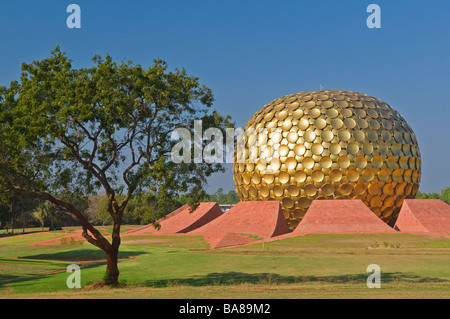 Matri Mandir Meditation Center Auroville Pondicherry Tamil Nadu Indien Stockfoto