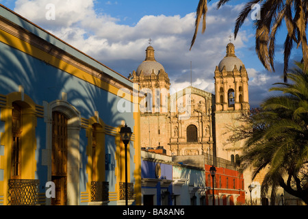 Kirche Santo Domingo de Guzman, Oaxaca, Bundesstaat Oaxaca, Mexico Stockfoto