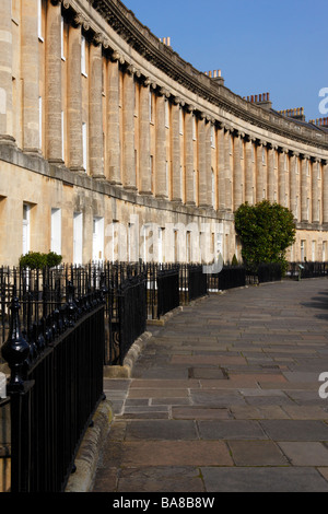 Der Halbmond in der Stadt Bath in Südwest-England Stockfoto