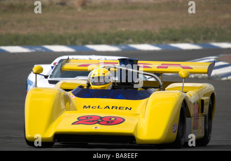 Ein 1971 McLaren M8E bei den HMSA Reno historischen Races in Reno-Fernley Raceway in Nevada, USA. Stockfoto