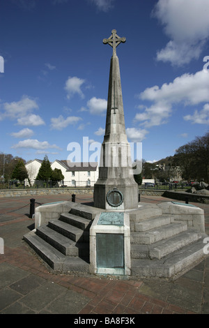 Stadt von Bangor, Wales. Frank Bellis entwickelt First und Second World War Memorial in Bangor Memorial Gardens. Stockfoto