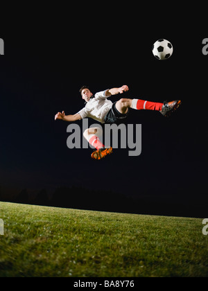 Fußball Spieler munter Stockfoto