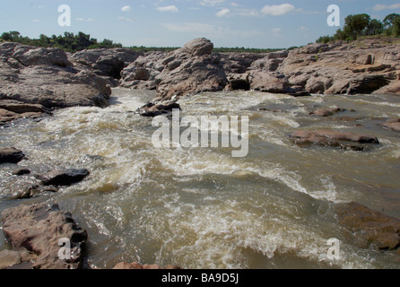 Samalema Schlucht Gonarezhou Nationalpark Simbabwe Mwenezi Basalt Flusserosion Stockfoto