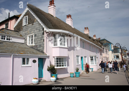 Häuser am Strand in Lyme Regis Dorset UK Stockfoto