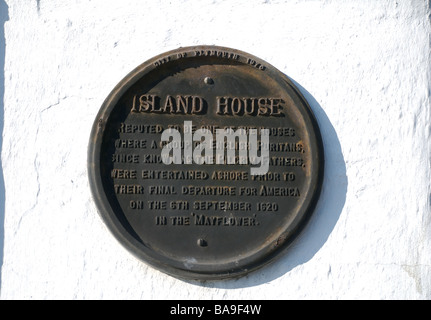 Insel Haus Gedenktafel der Pilgerväter Reise, Barbican, Plymouth, Devon, UK Stockfoto