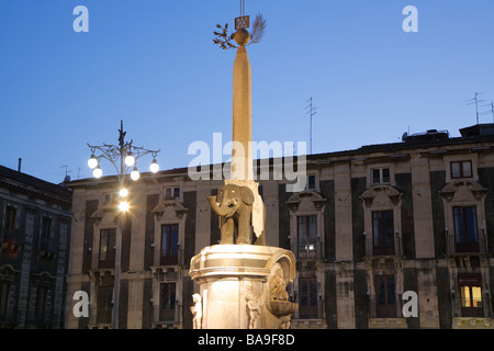 Fontana dell'Elefante, Piazza Duomo, Catania, Sizilien, Italien Stockfoto