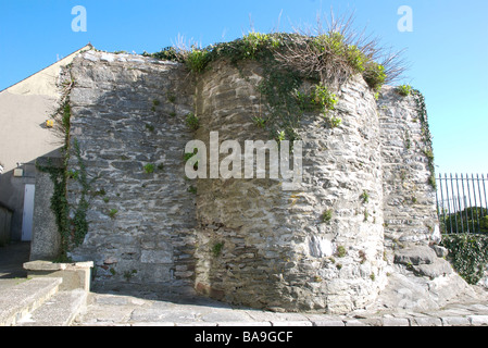 Reste des Turmes und der alten Plymouth Burg Barbican, Plymouth, Devon, UK Stockfoto