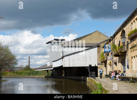 Leeds & Liverpool Canal bei den Webern Dreieck, Burnley, Lancashire, England UK Stockfoto