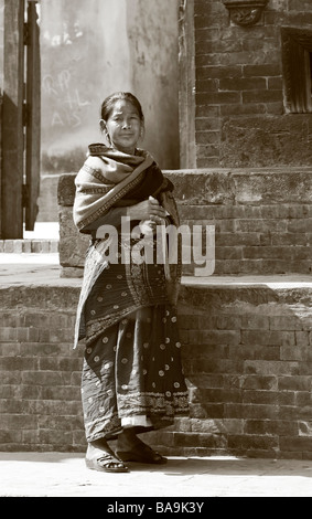 Newari Frau in Patan Durbar Square, Nepal Stockfoto