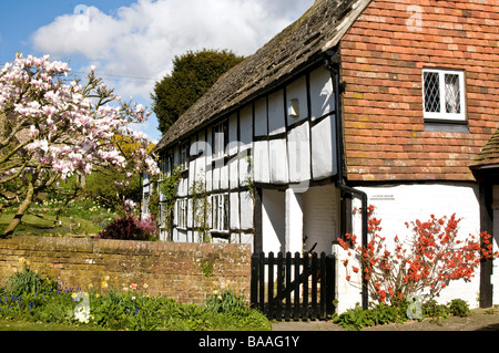 Church House, einem Holz Rahmen Ferienhaus im Dorf Thakeham West Sussex Stockfoto