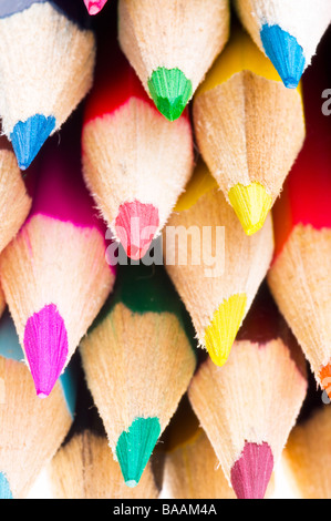 Farbstiften in ordnen in Farbe Rad Farben Stockfoto