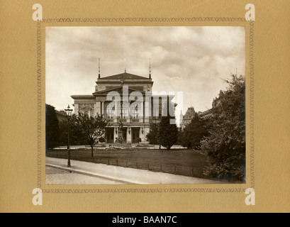 Geografie/Reisen, Deutschland, Leipzig, Theater/Theater, Konzertsaal, Außenansicht, erbaut von Heino Schmieden und Walter Gropius von 1882 - 1884, Fotografie, ca. 1910, historisch, historisch, Europa, Sachsen, 19./20. Jahrhundert, Architektur, Säle, Musik, Gewandhausorchester, 1910er Jahre, Stockfoto