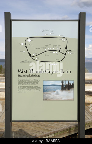 Zeichen West Thumb Geyser Basin im Yellowstone-Nationalpark-Nordamerika-USA Stockfoto