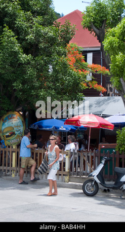 Le Select Cheeseburger im Paradies-Café inspiriert die Jimmy Buffet-pop-Song mit dem gleichen Namen Gustavia St Barts Stockfoto