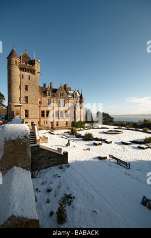 Belfast Castle mit Schnee Stockfoto