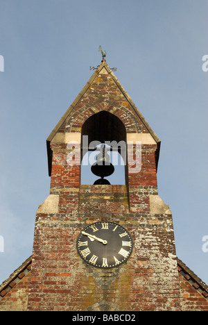 Der Glockenturm, Holy Trinity Church, Ebernoe, West Sussex. Stockfoto