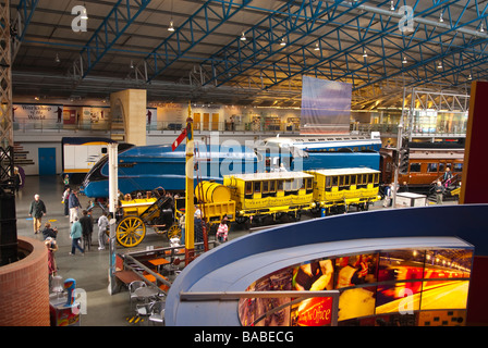 Ein Blick ins Innere der National Railway Museum in York, Yorkshire, Großbritannien Stockfoto