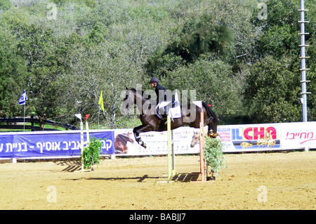 Israel Alonim Pferd Springprüfung Stockfoto