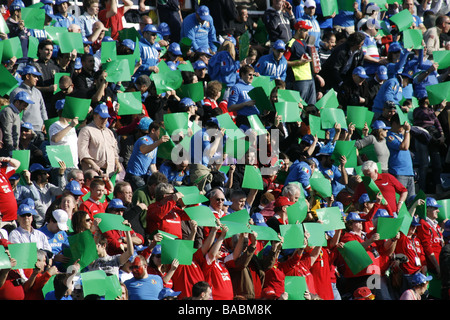 Rugby-Fans Zuschauer in Rom für die sechs Nationen match Wales gegen Italien 2009 Stockfoto