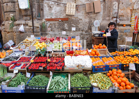 Bellaro Markt, Palermo, Sizilien, Italien Stockfoto