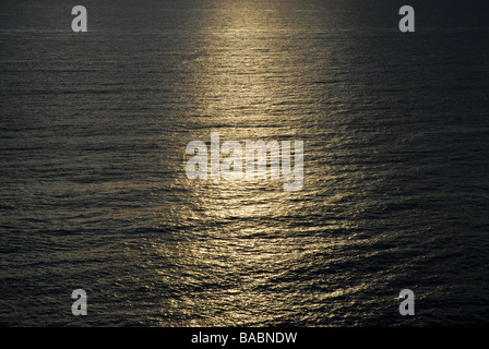 am frühen Morgensonne am Meer Stockfoto