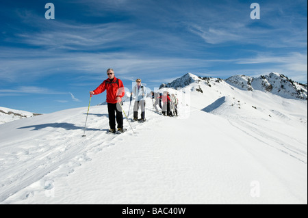 Gruppe auf Schneeschuhtour im Bregenzer Wald Stockfoto